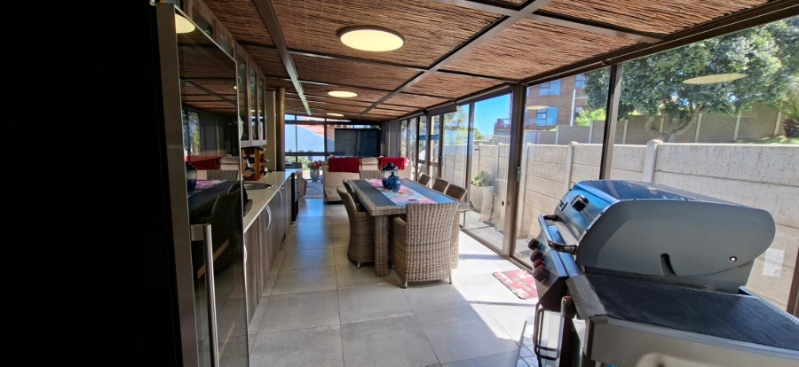  Bedroom Property for Sale in Dana Bay Western Cape